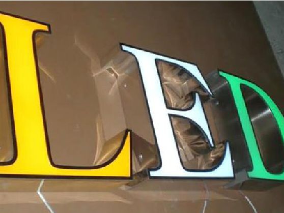 宿迁介绍LED招牌的基础知识。